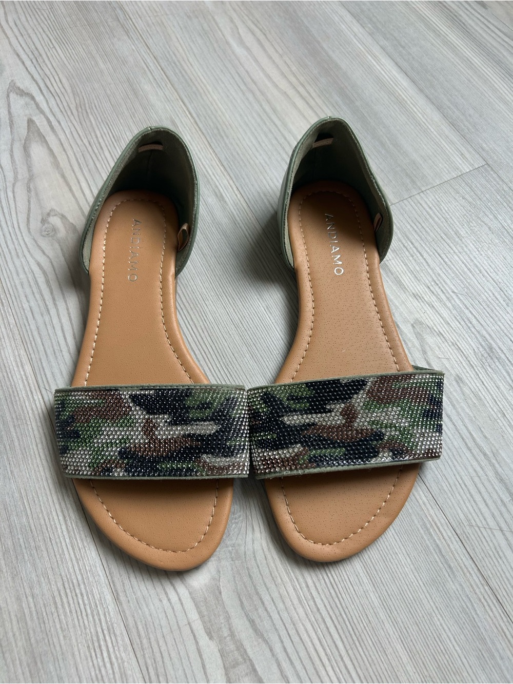 Annamo Olive Camo Beaded Open-Toe Women's Sandals